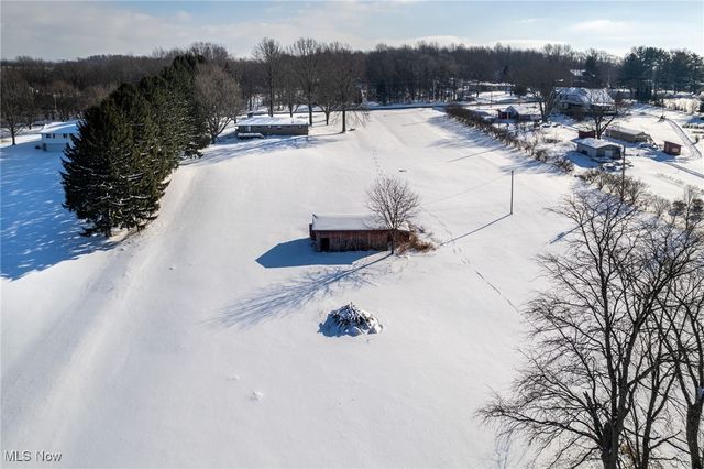 9894 Silvercreek Road, Wadsworth, OH 44281