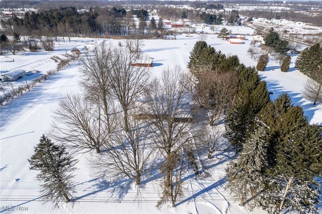 9894 Silvercreek Road, Wadsworth, OH 44281