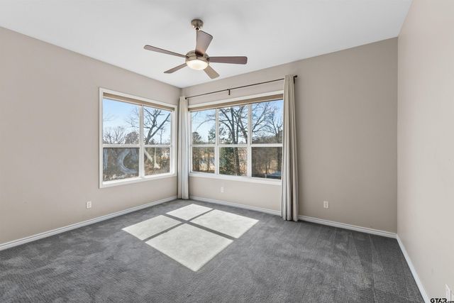 7031 Ridge Place Cir, Tyler, TX 75703