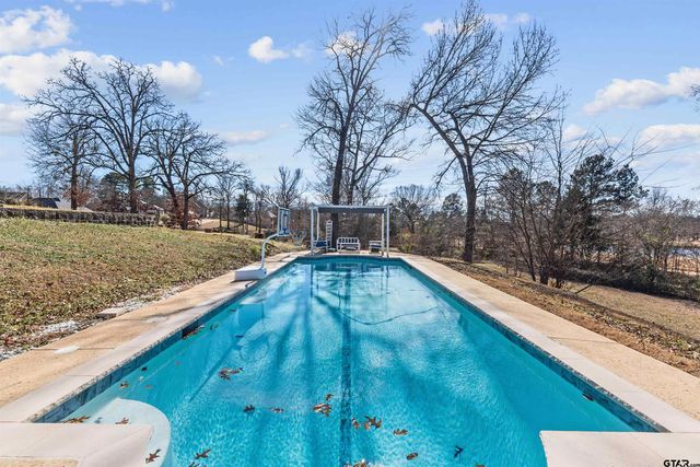 7031 Ridge Place Cir, Tyler, TX 75703
