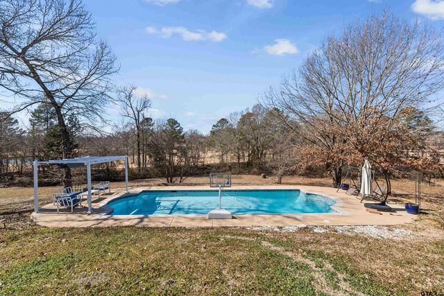 7031 Ridge Place Cir, Tyler, TX 75703