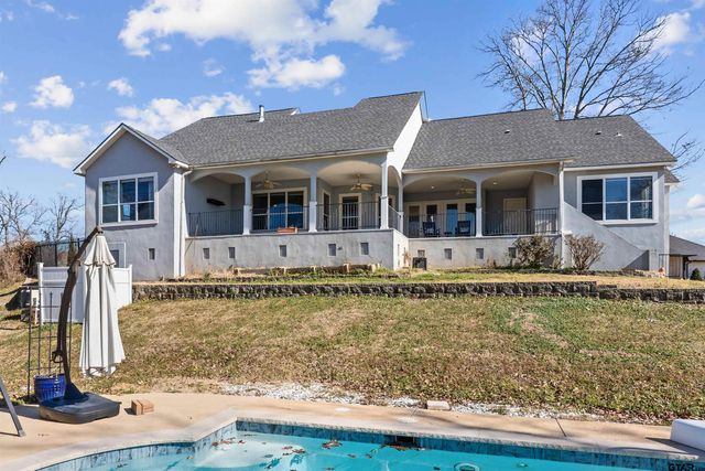 7031 Ridge Place Cir, Tyler, TX 75703