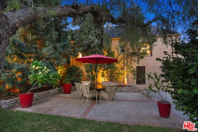 1611 Ard Eevin Avenue, Glendale, CA 91202