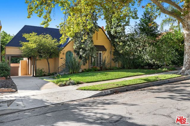 1611 Ard Eevin Avenue, Glendale, CA 91202