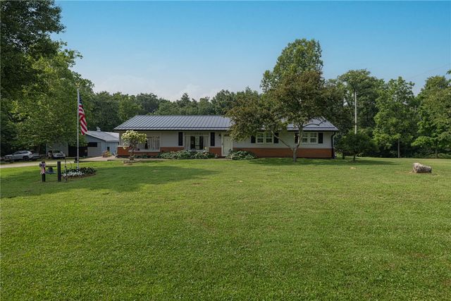 3276 Cemetery Road, Xenia, OH 45385