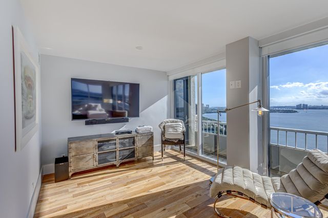 5510 N Ocean Drive 24d, Singer Island, FL 33404