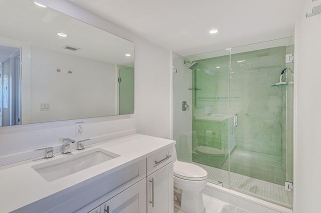 5510 N Ocean Drive 24d, Singer Island, FL 33404