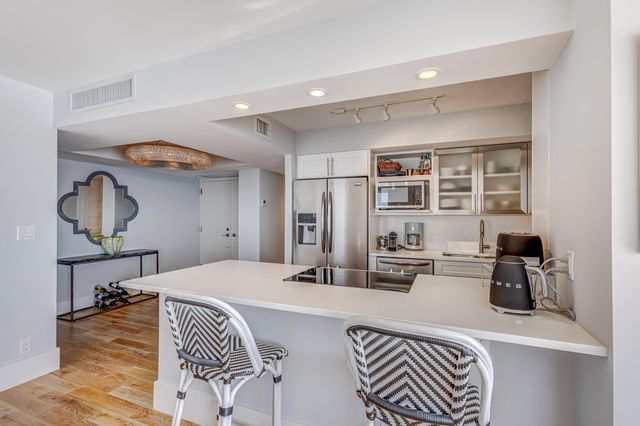 5510 N Ocean Drive 24d, Singer Island, FL 33404