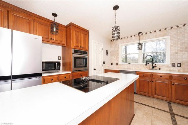 2309 Teapot Court, Winston-salem, NC 27106