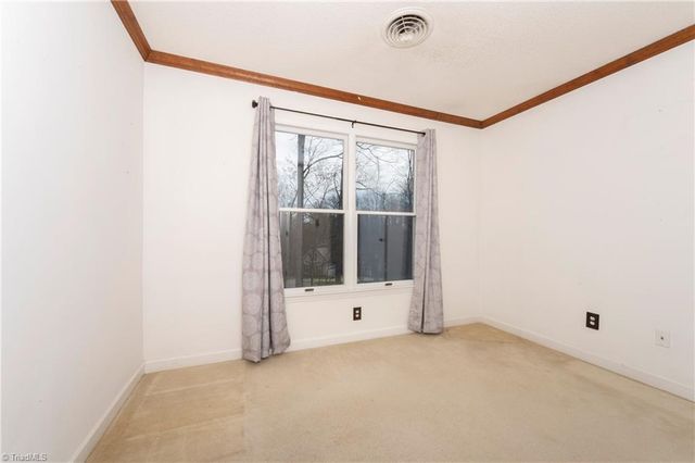 2309 Teapot Court, Winston-salem, NC 27106