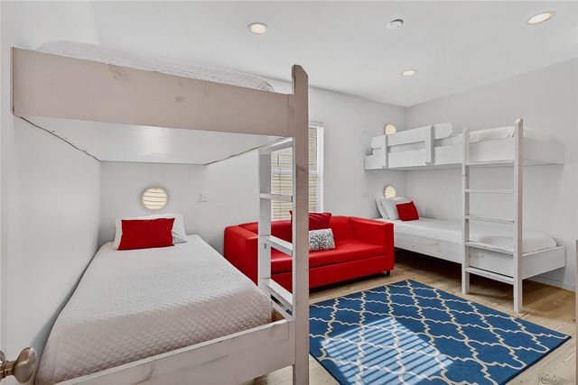 2727 S 11th St 27, Port Aransas, TX 78373