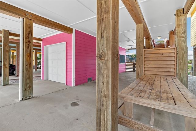 2727 S 11th St 27, Port Aransas, TX 78373