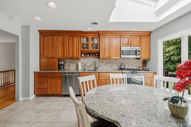 12 Little Brook Lane, New City, NY 10956
