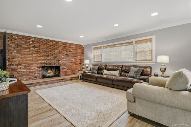 12 Little Brook Lane, New City, NY 10956