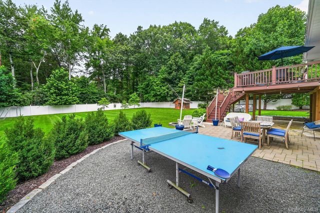 12 Little Brook Lane, New City, NY 10956
