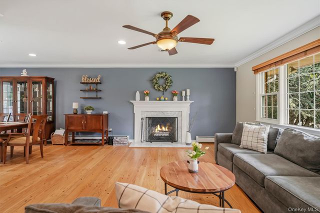 12 Little Brook Lane, New City, NY 10956