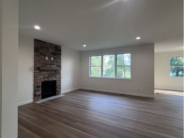 7205 62nd Avenue N, New Hope, MN 55428