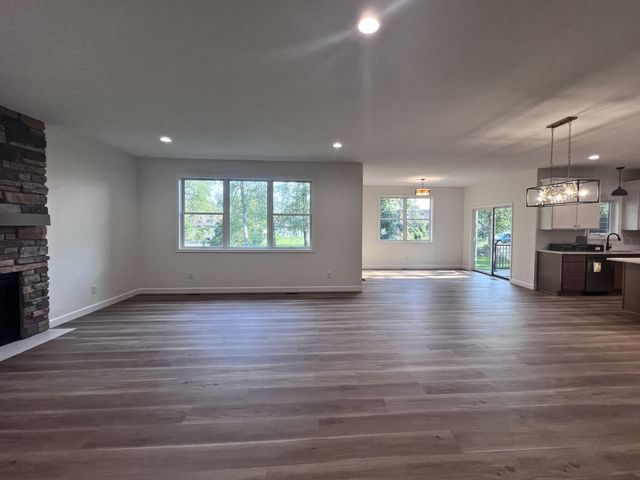 7205 62nd Avenue N, New Hope, MN 55428