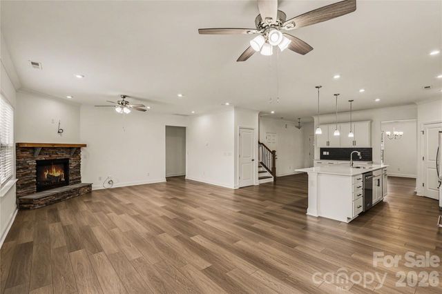 15020 Sycamore Crossing Court, Charlotte, NC 28278