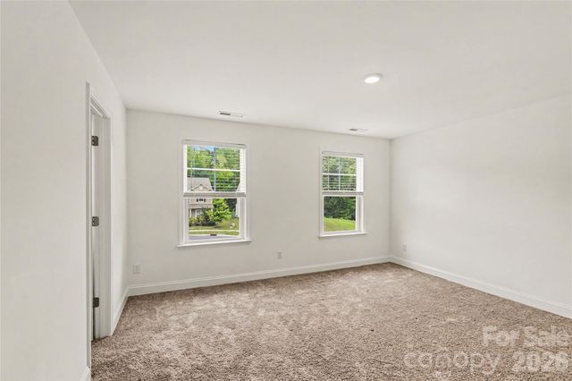 15020 Sycamore Crossing Court, Charlotte, NC 28278