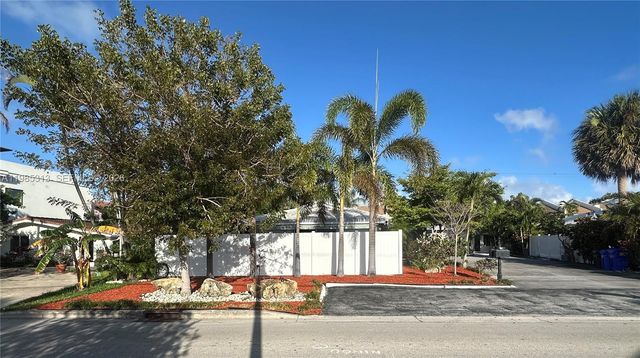 4512 Seagrape Dr E2, Lauderdale By The Sea, FL 33308