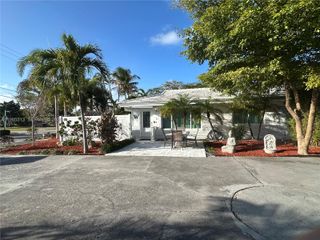 4512 Seagrape Dr E2, Lauderdale By The Sea, FL 33308