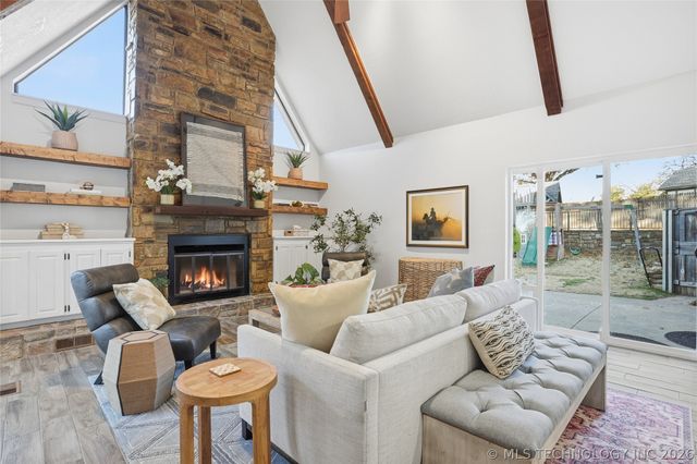 8614 S College Place, Tulsa, OK 74137