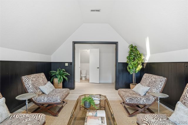 8614 S College Place, Tulsa, OK 74137