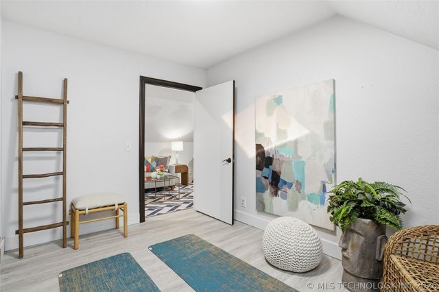 8614 S College Place, Tulsa, OK 74137