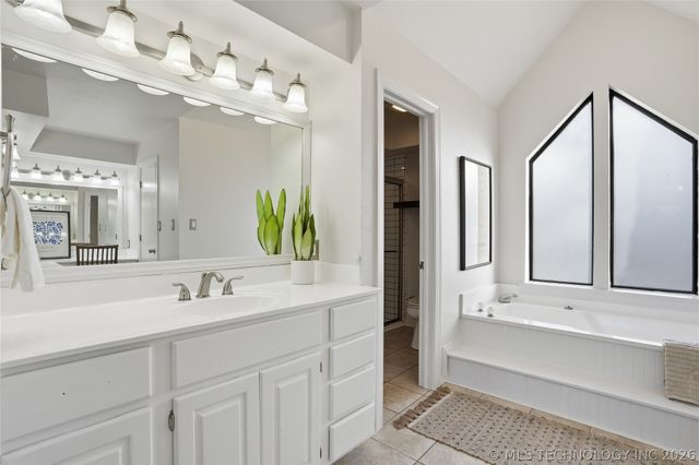 8614 S College Place, Tulsa, OK 74137