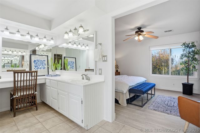 8614 S College Place, Tulsa, OK 74137