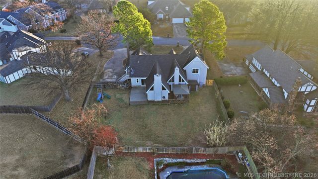 8614 S College Place, Tulsa, OK 74137