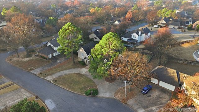 8614 S College Place, Tulsa, OK 74137