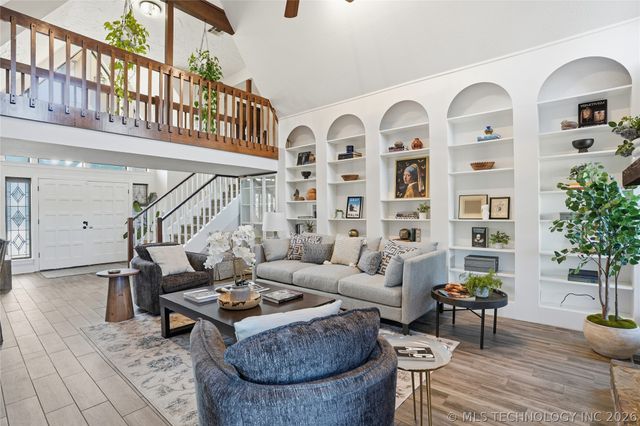 8614 S College Place, Tulsa, OK 74137