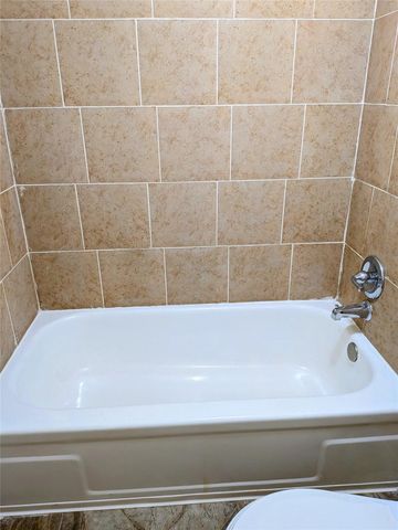 10555 Turtlewood Court 1903, Houston, TX 77072
