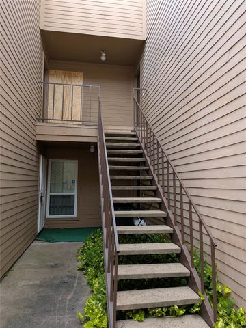 10555 Turtlewood Court 1903, Houston, TX 77072