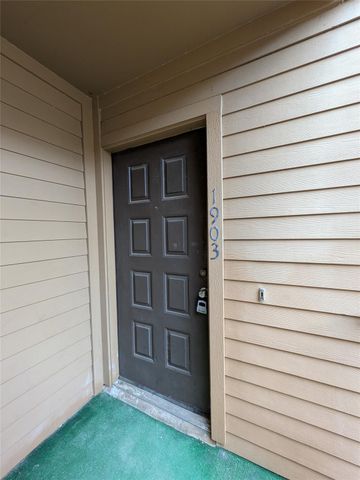 10555 Turtlewood Court 1903, Houston, TX 77072