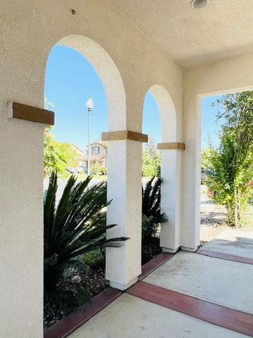15877 Independence Ave, Lathrop, CA 95330