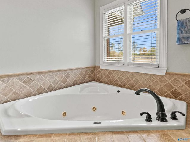 1705 East Forrest Street, Athens, AL 35613