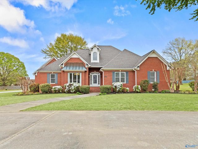 1705 East Forrest Street, Athens, AL 35613