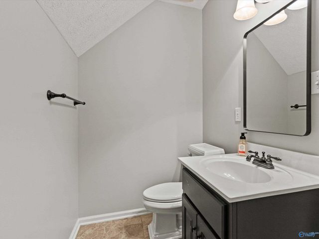 1705 East Forrest Street, Athens, AL 35613