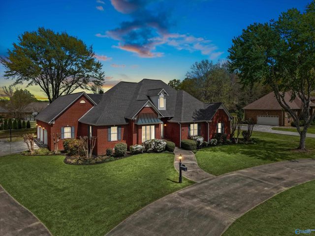 1705 East Forrest Street, Athens, AL 35613