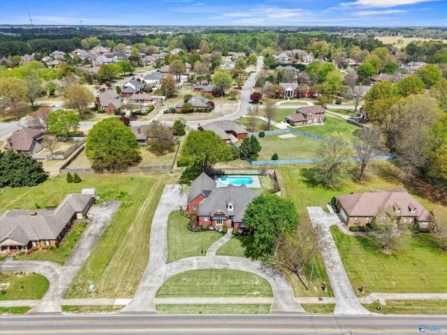 1705 East Forrest Street, Athens, AL 35613