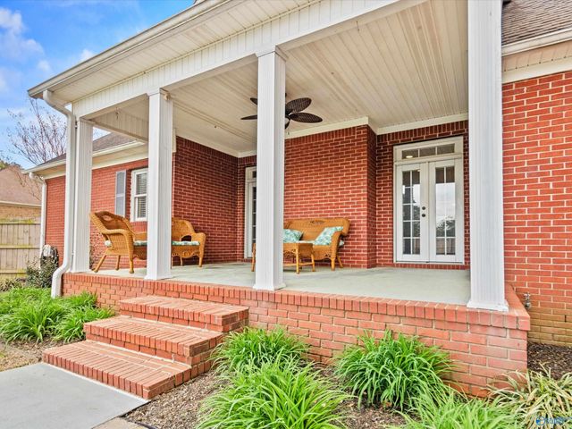 1705 East Forrest Street, Athens, AL 35613