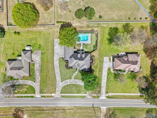 1705 East Forrest Street, Athens, AL 35613