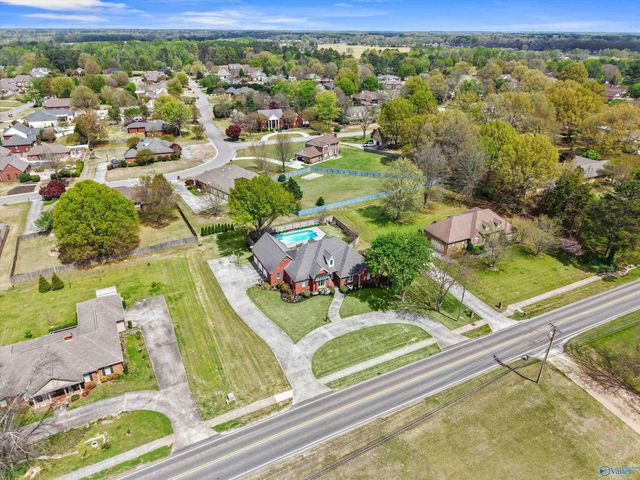 1705 East Forrest Street, Athens, AL 35613