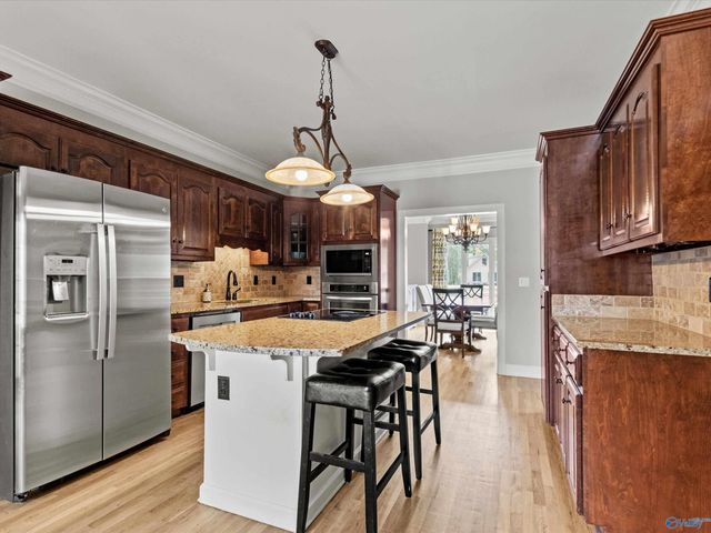 1705 East Forrest Street, Athens, AL 35613