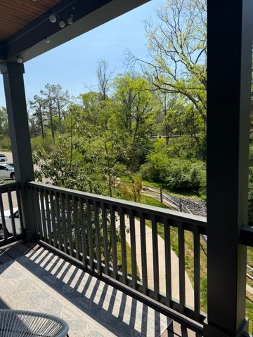 500 Broussard Blvd, Nashville, TN 37221