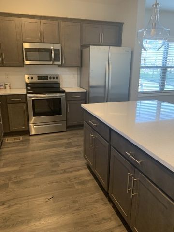 500 Broussard Blvd, Nashville, TN 37221