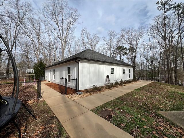 123 Friddell Road, Jackson, GA 30233